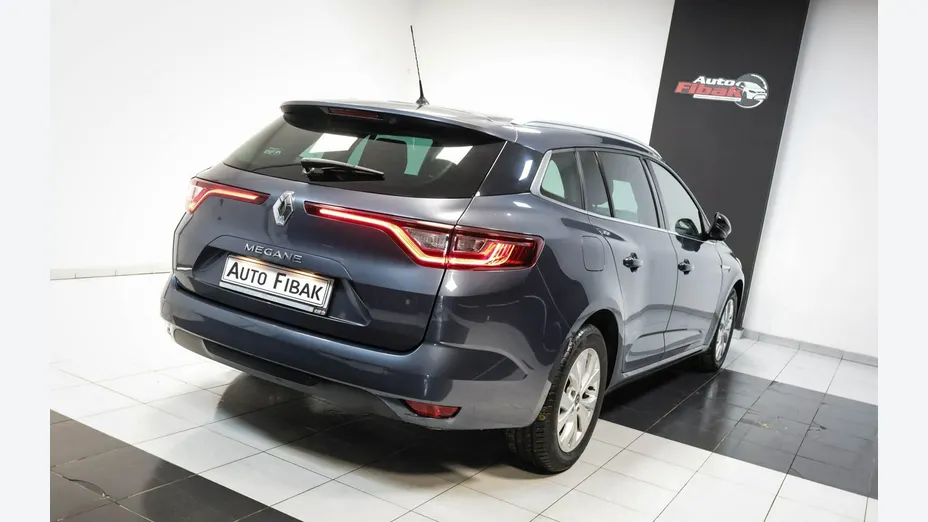RENAULT Megane -