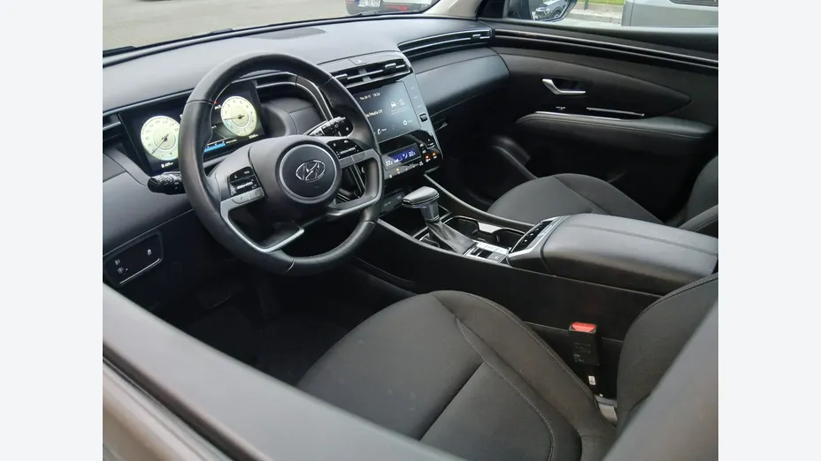 HYUNDAI Tucson -