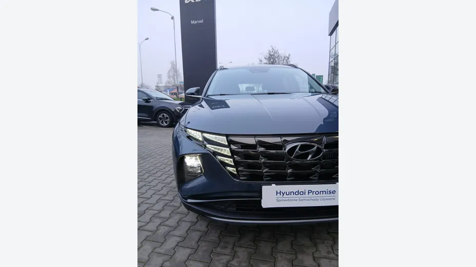 HYUNDAI Tucson -