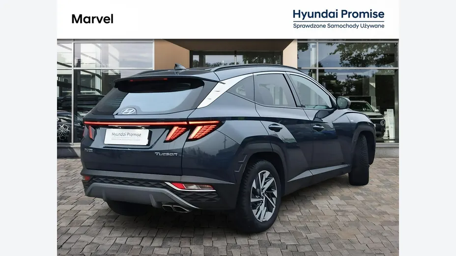 HYUNDAI Tucson -