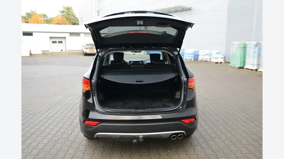 HYUNDAI Santa Fe -