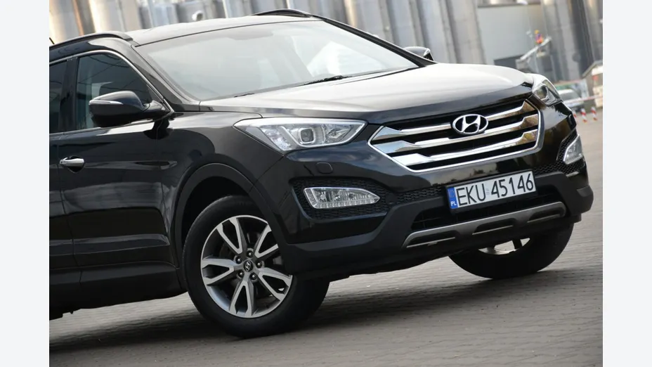 HYUNDAI Santa Fe -