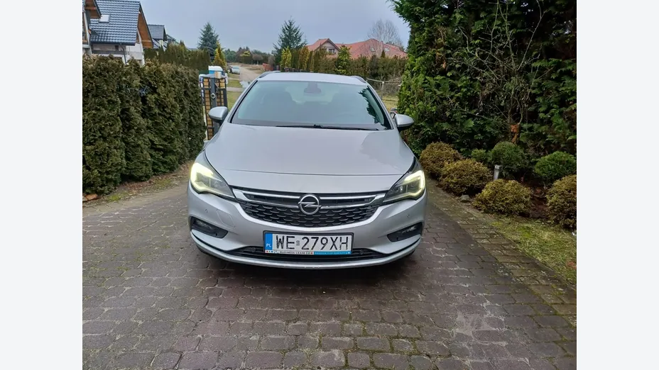 OPEL Astra -
