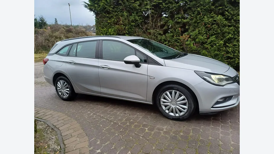 OPEL Astra -