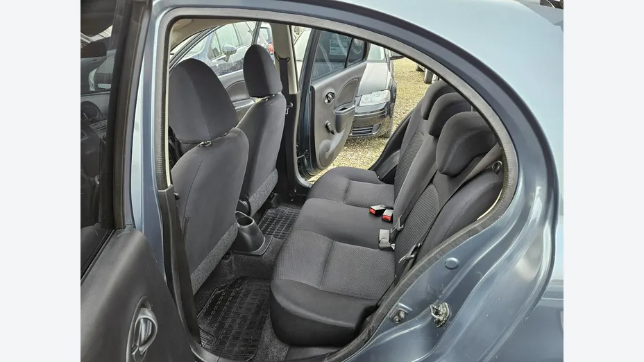 NISSAN Micra -
