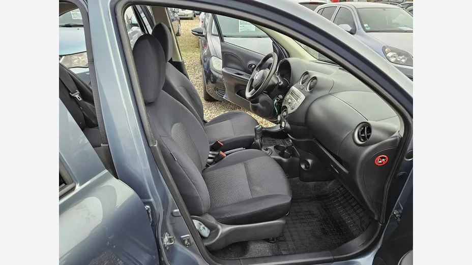 NISSAN Micra -