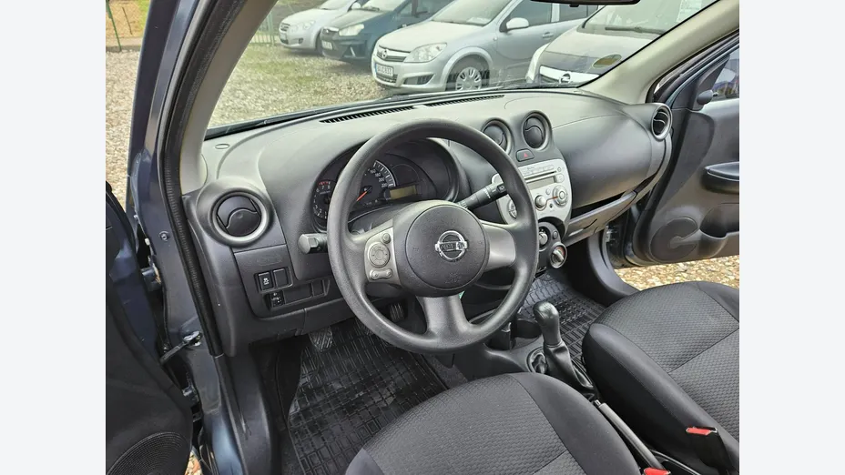 NISSAN Micra -