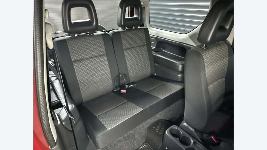 SUZUKI Jimny -