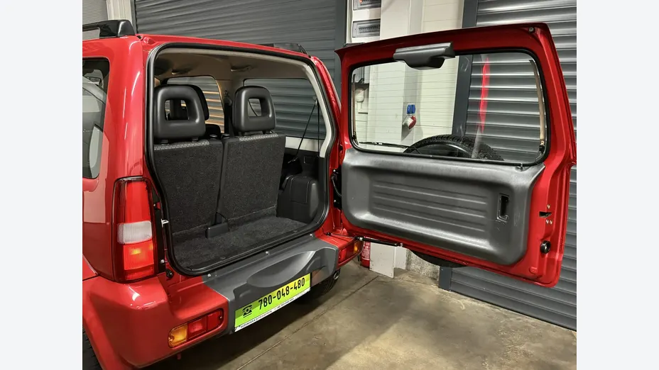 SUZUKI Jimny -