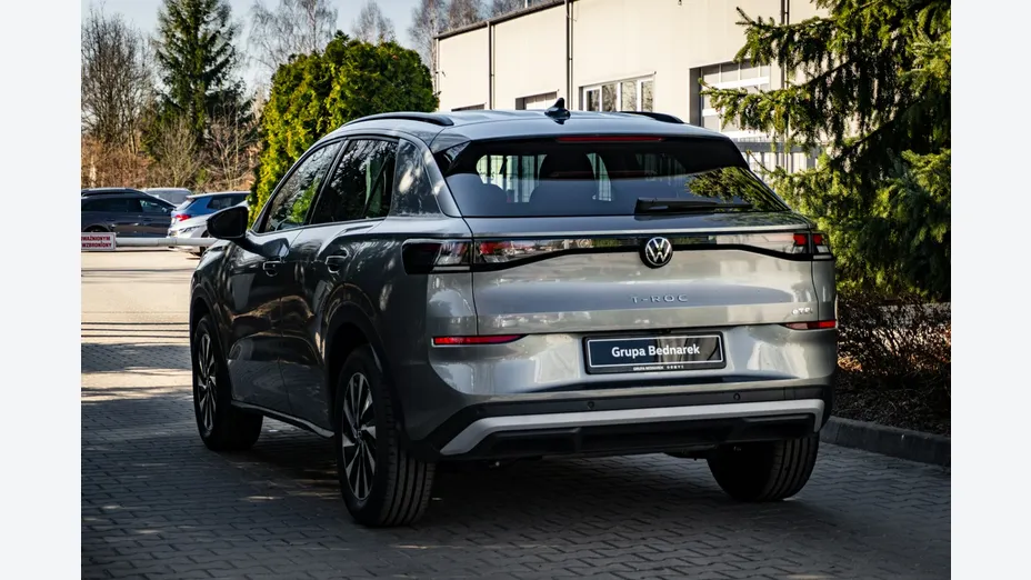 VOLKSWAGEN T-ROC -