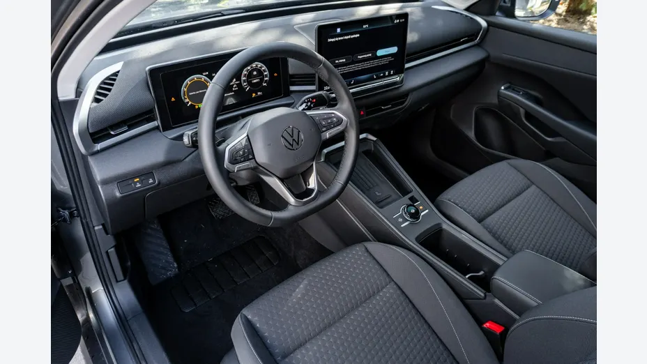 VOLKSWAGEN T-ROC -