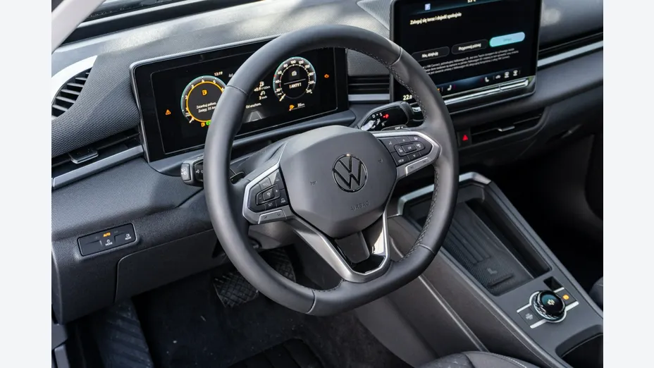 VOLKSWAGEN T-ROC -
