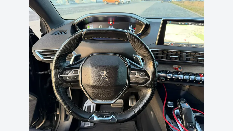 PEUGEOT 3008 -