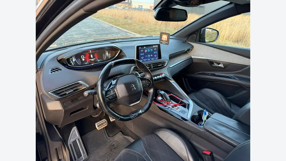 PEUGEOT 3008 -
