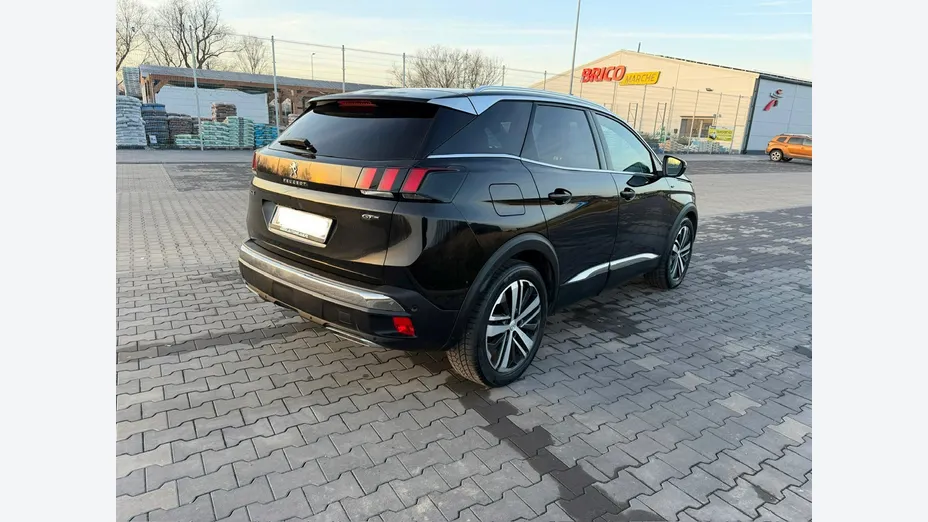 PEUGEOT 3008 -