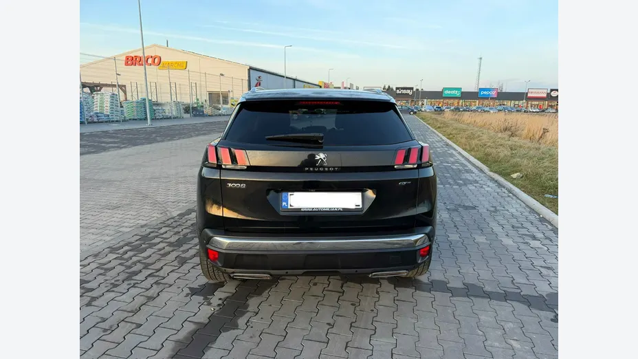 PEUGEOT 3008 -