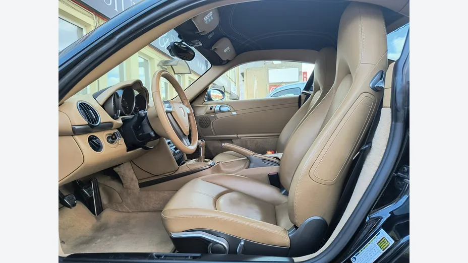 PORSCHE Cayman -