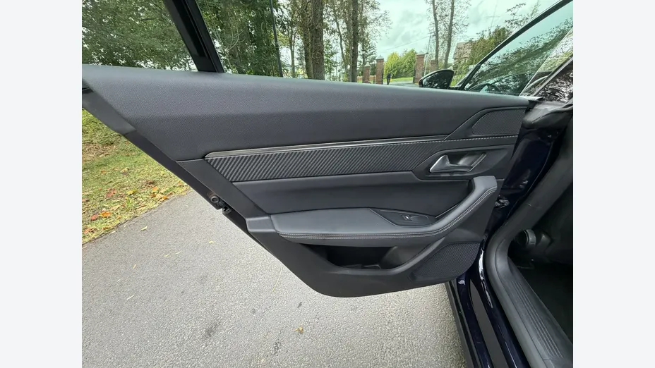 PEUGEOT 508 -
