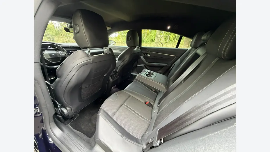 PEUGEOT 508 -