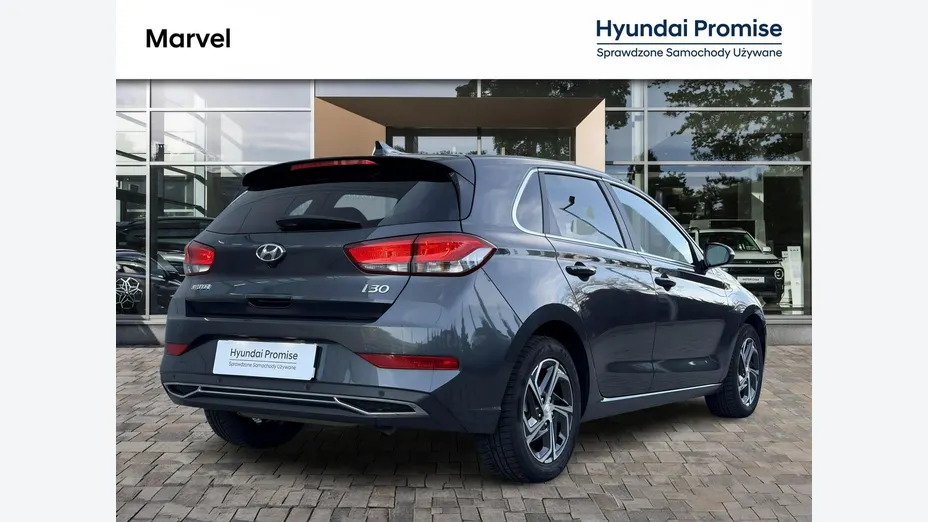 HYUNDAI i30 -