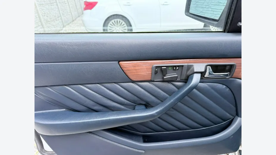 MERCEDES-BENZ S Klasa -