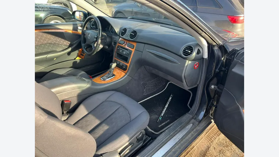 MERCEDES-BENZ CLK -