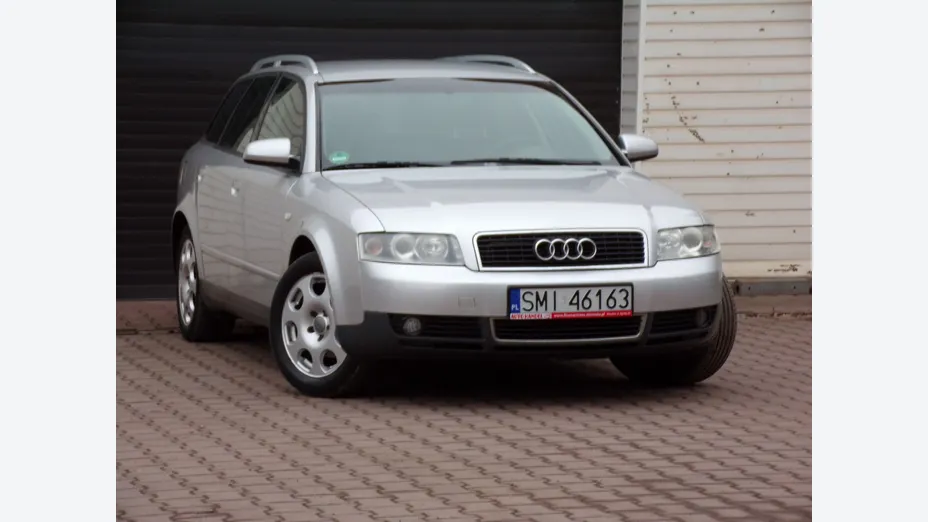 AUDI A4 -