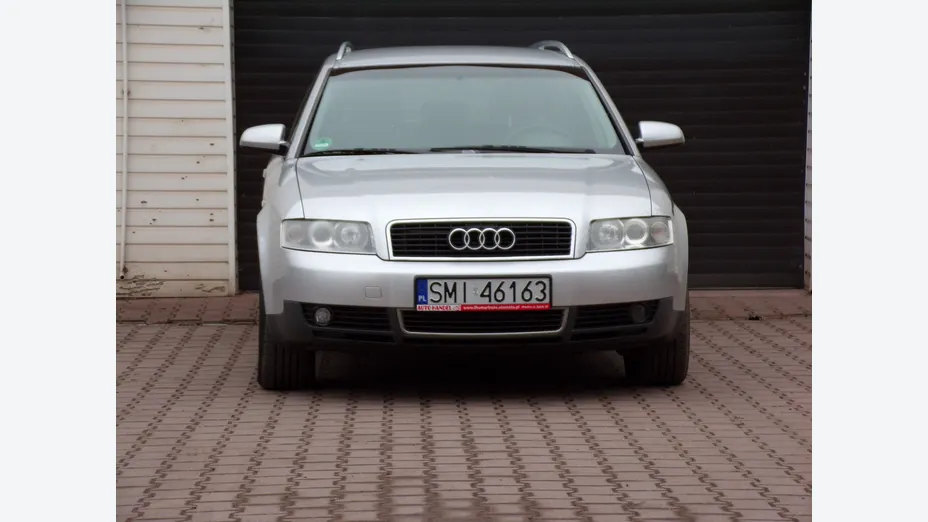 AUDI A4 -