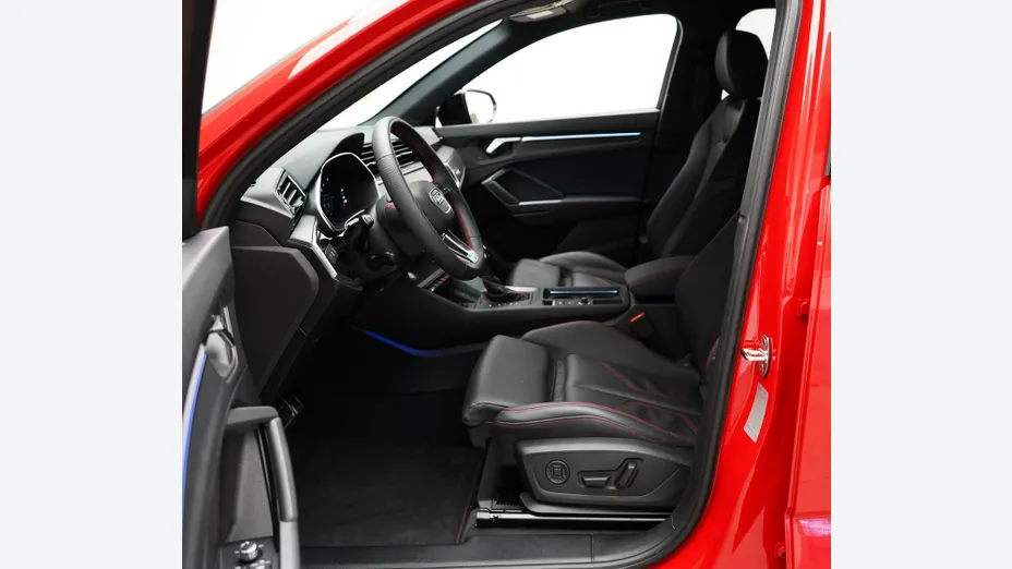 AUDI Q3 Sportback -
