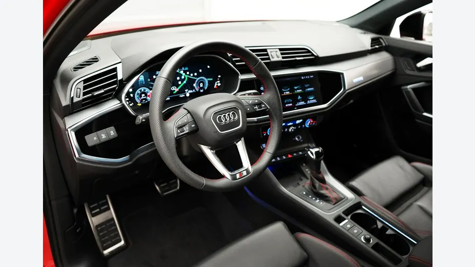 AUDI Q3 Sportback -