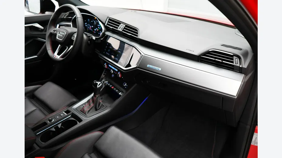 AUDI Q3 Sportback -