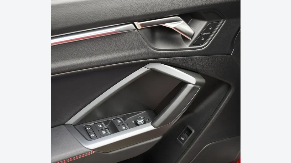 AUDI Q3 Sportback -