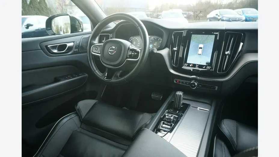 VOLVO XC60 -