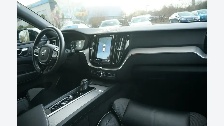 VOLVO XC60 -