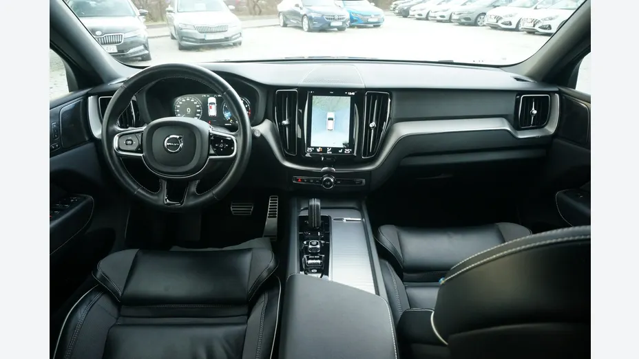 VOLVO XC60 -