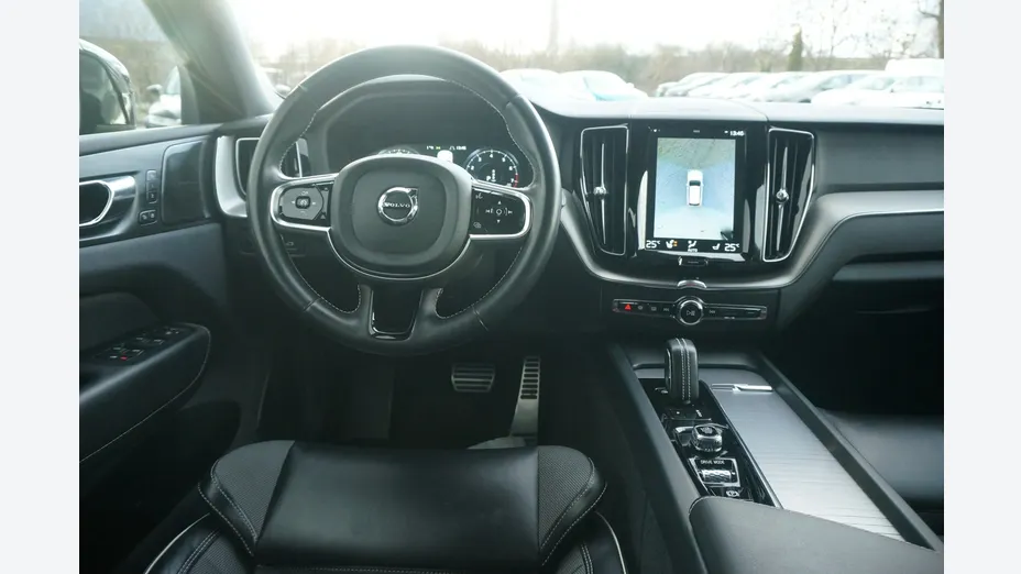 VOLVO XC60 -
