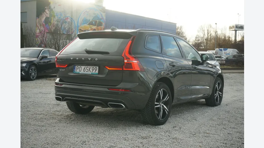 VOLVO XC60 -