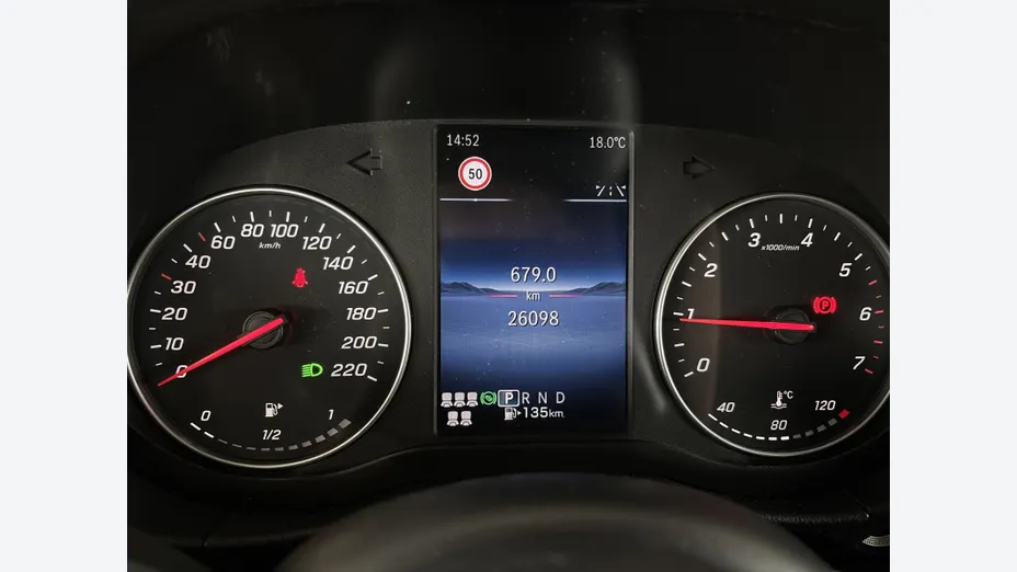 MERCEDES-BENZ T klasa T 180 (ekstra dł) aut