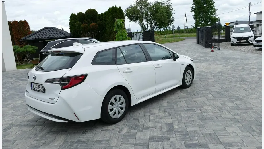 TOYOTA Corolla -