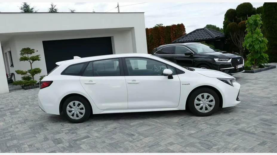TOYOTA Corolla -