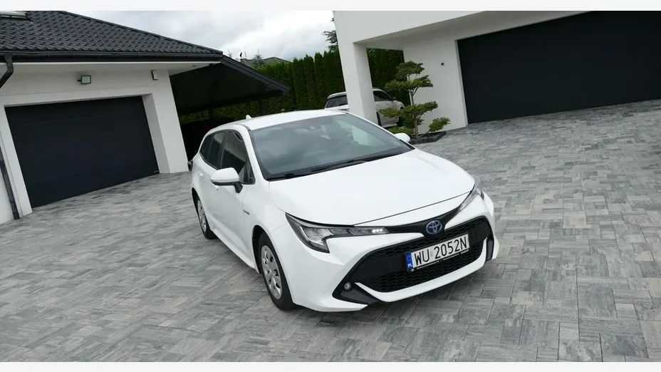 TOYOTA Corolla -