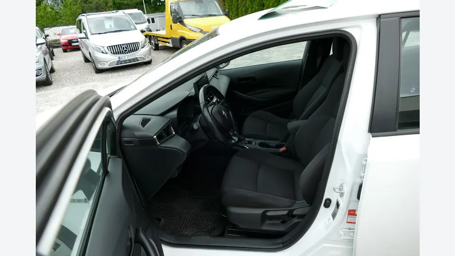 TOYOTA Corolla -