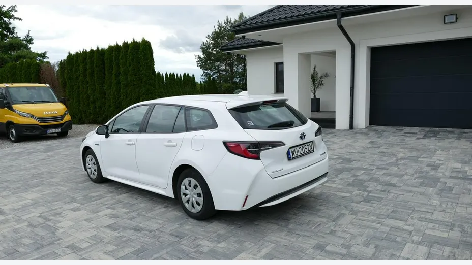 TOYOTA Corolla -