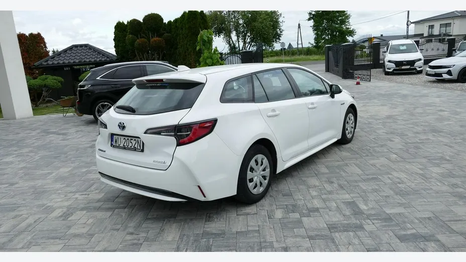 TOYOTA Corolla -