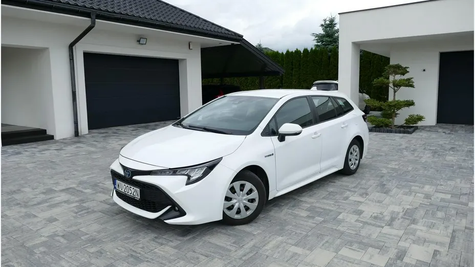 TOYOTA Corolla -