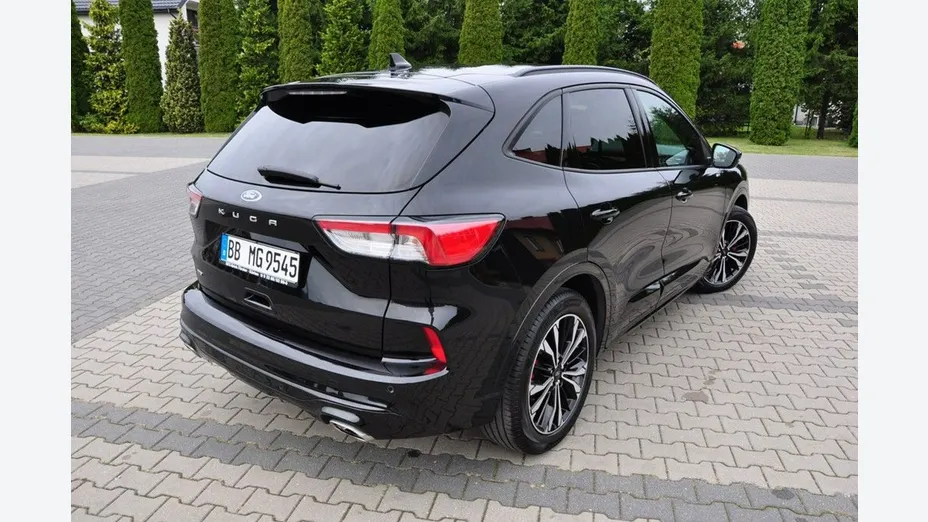 FORD Kuga -