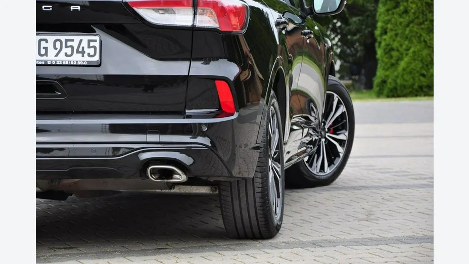 FORD Kuga -