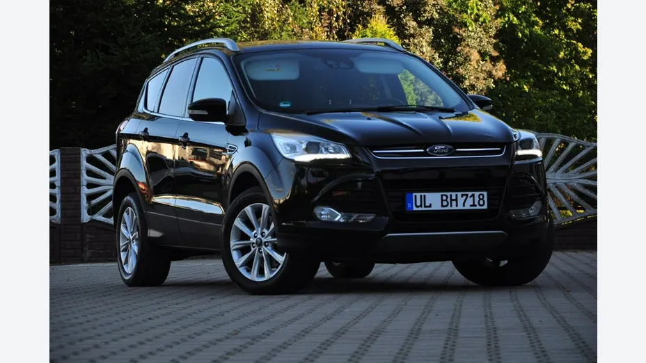 FORD Kuga -