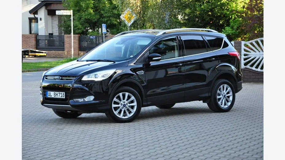 FORD Kuga -