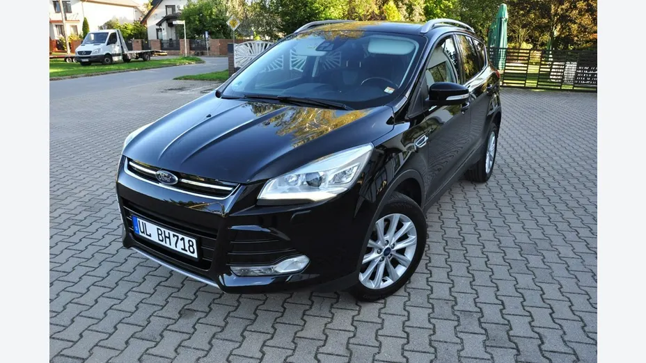 FORD Kuga -